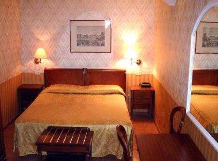 Hotel Varsavia Florenţa Cameră foto